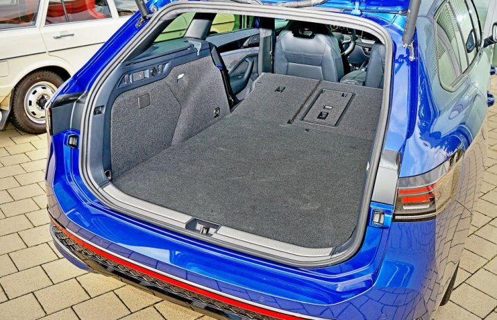 Volkswagen Passat Variant B1 bagażnik