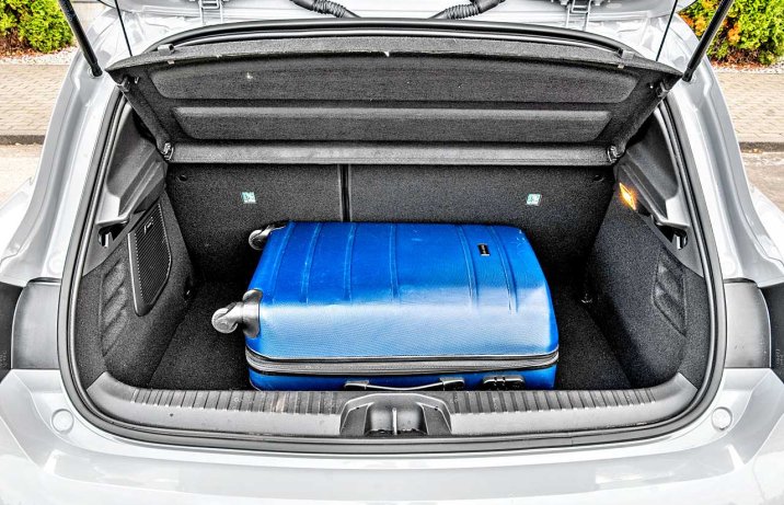 Renault Clio E-Tech 145 full hybrid techno – bagażnik