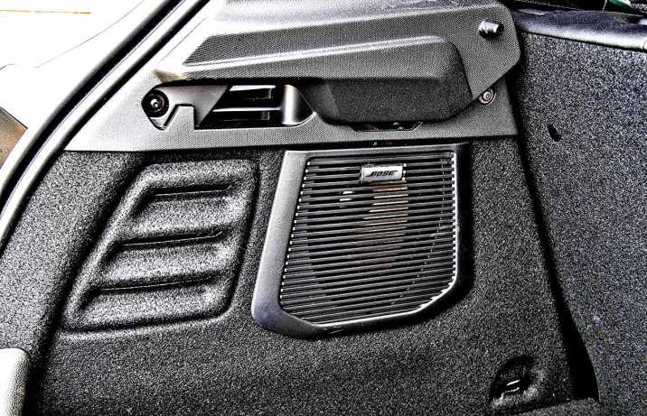 Renault Clio E-Tech 145 full hybrid techno – bagażnik, głośnik