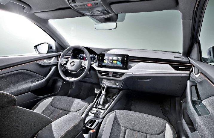 Skoda Scala po liftingu – deska rozdzielcza
