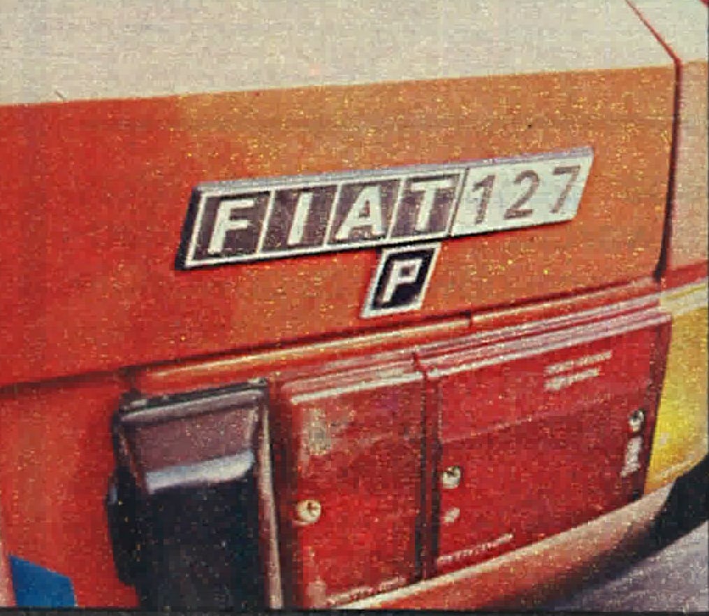 Fiat 127 tylna lampa znaczek