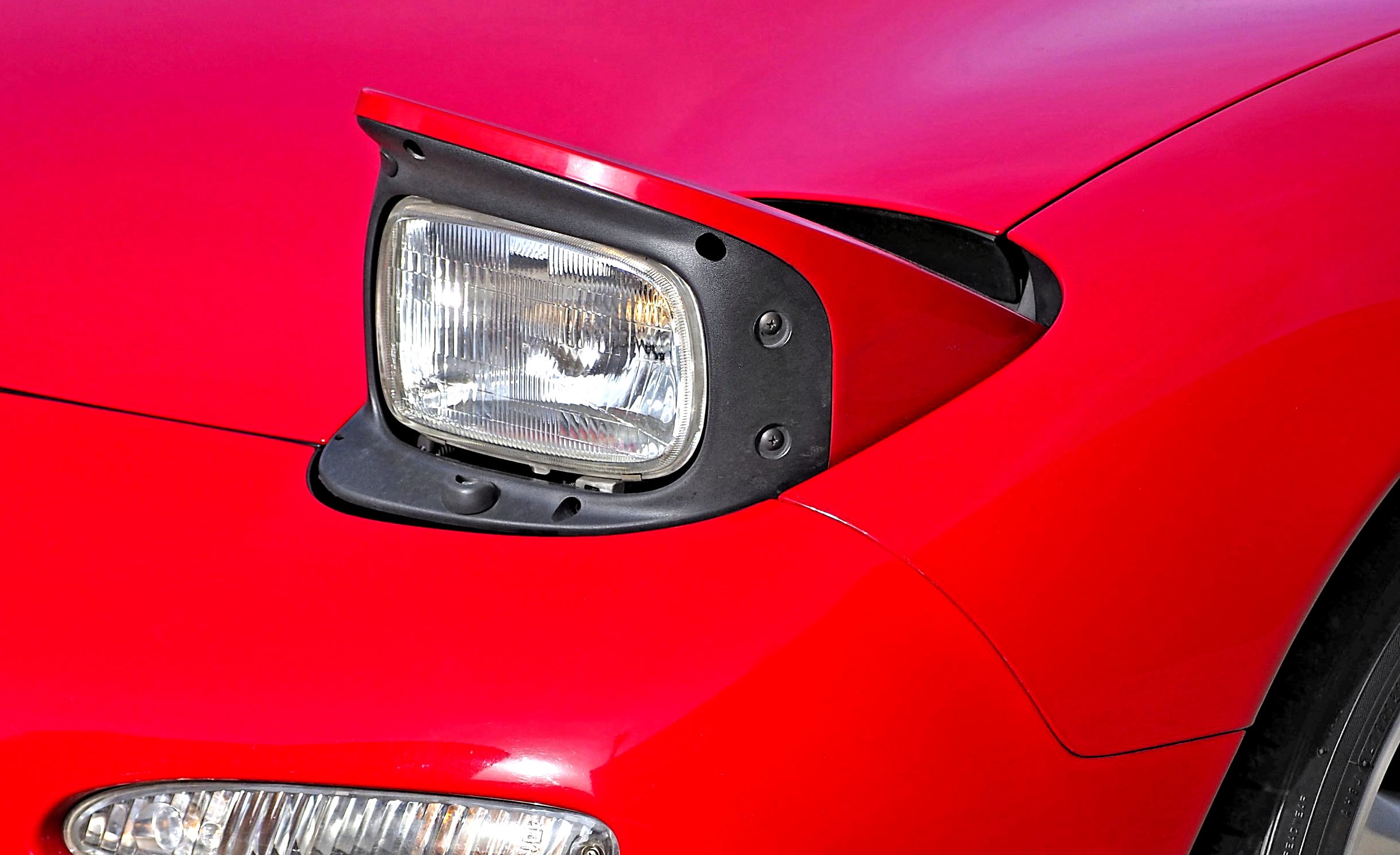 odchodzące rozwiązania_chowane reflektory