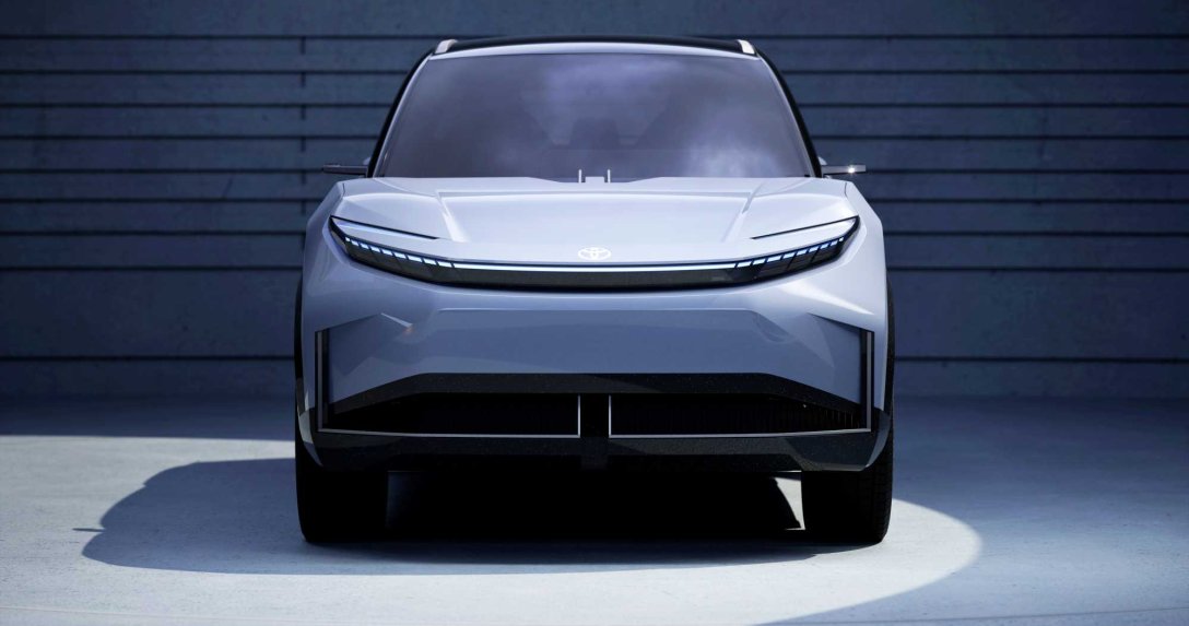 Toyota Urban SUV Concept przód