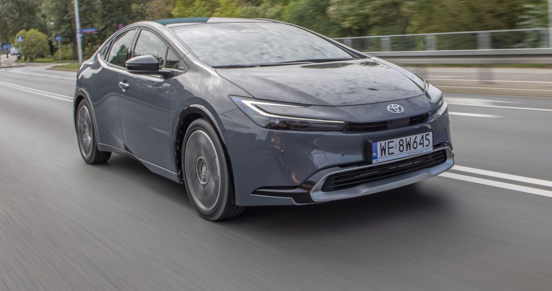 Toyota Prius PHEV (2023) test – przód