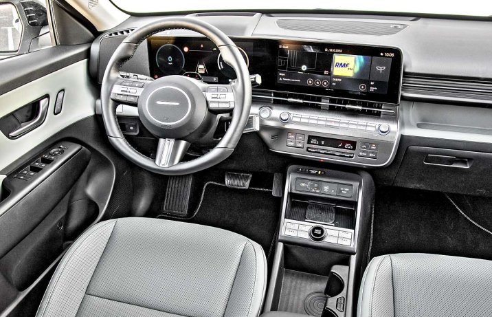 Hyundai Kona Electric Platinum 2023 – wnętrze, deska rozdzielcza