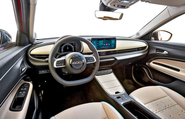 FIAT 600 LA PRIMA – wnętrze, deska rozdzielcza