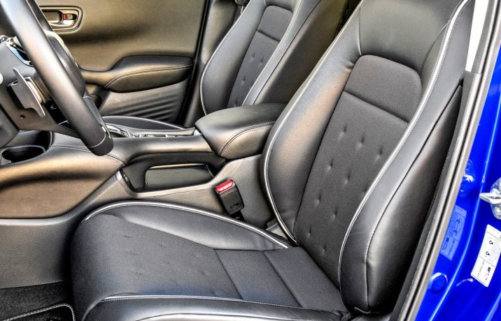 Honda ZR-V e:HEV 2.0 i-MMD 2WD (2023) – test – fotele