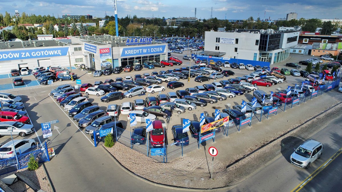 Używane auta podrożały o 25%. Pensje Polaków rosły jednak znacznie szybciej