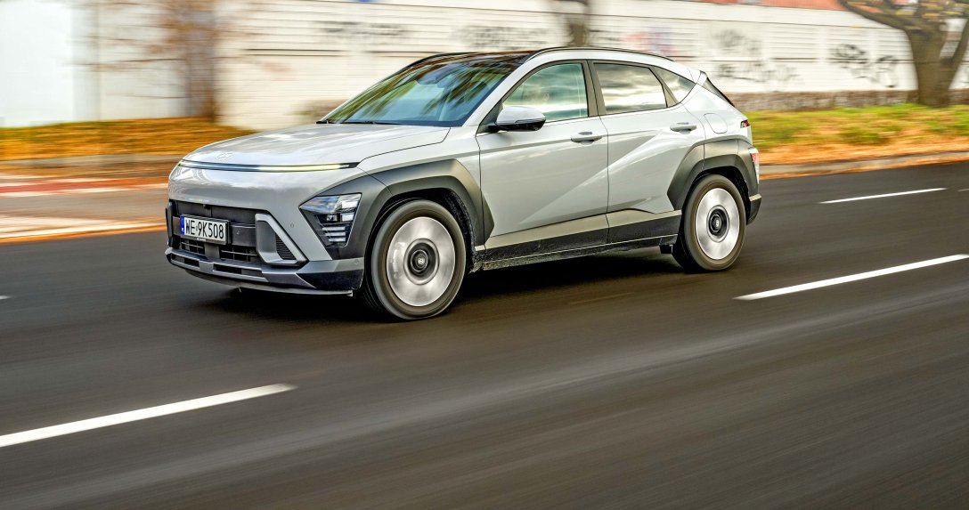 Hyundai Kona Hybrid 1.6 GDI 6DCT 2WD Platinum – przód w ruchu