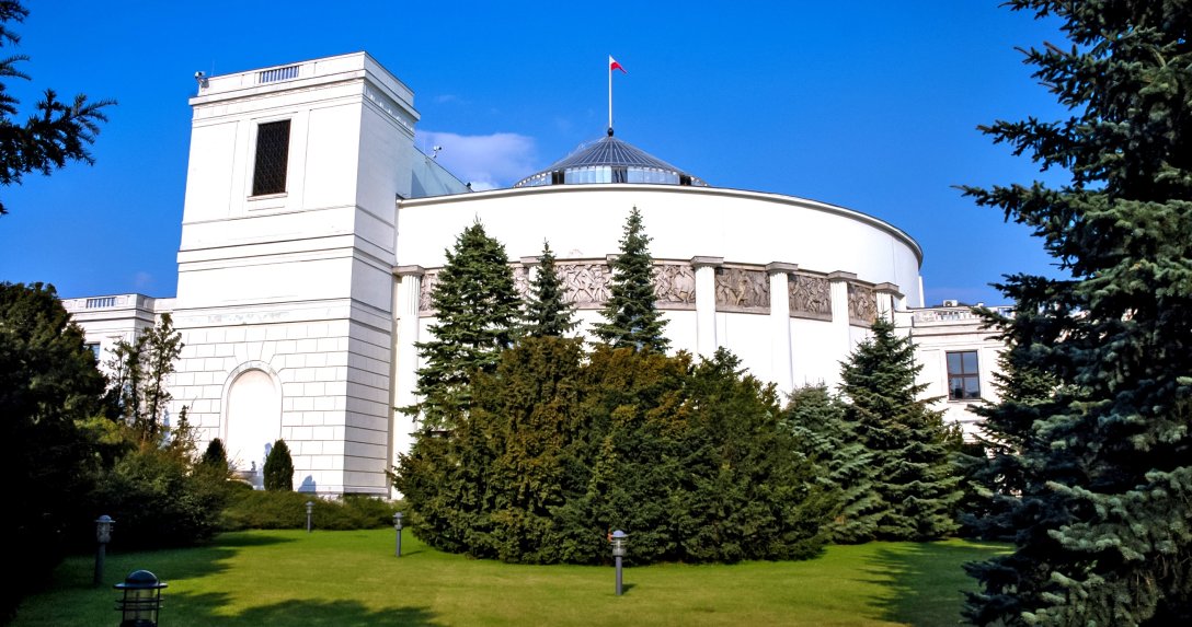budynek polskiego sejmu