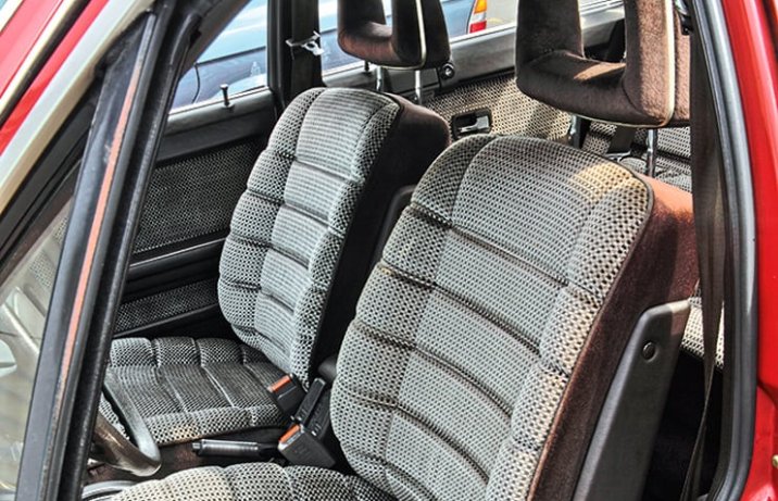 Audi 200 5E (C2) – fotele