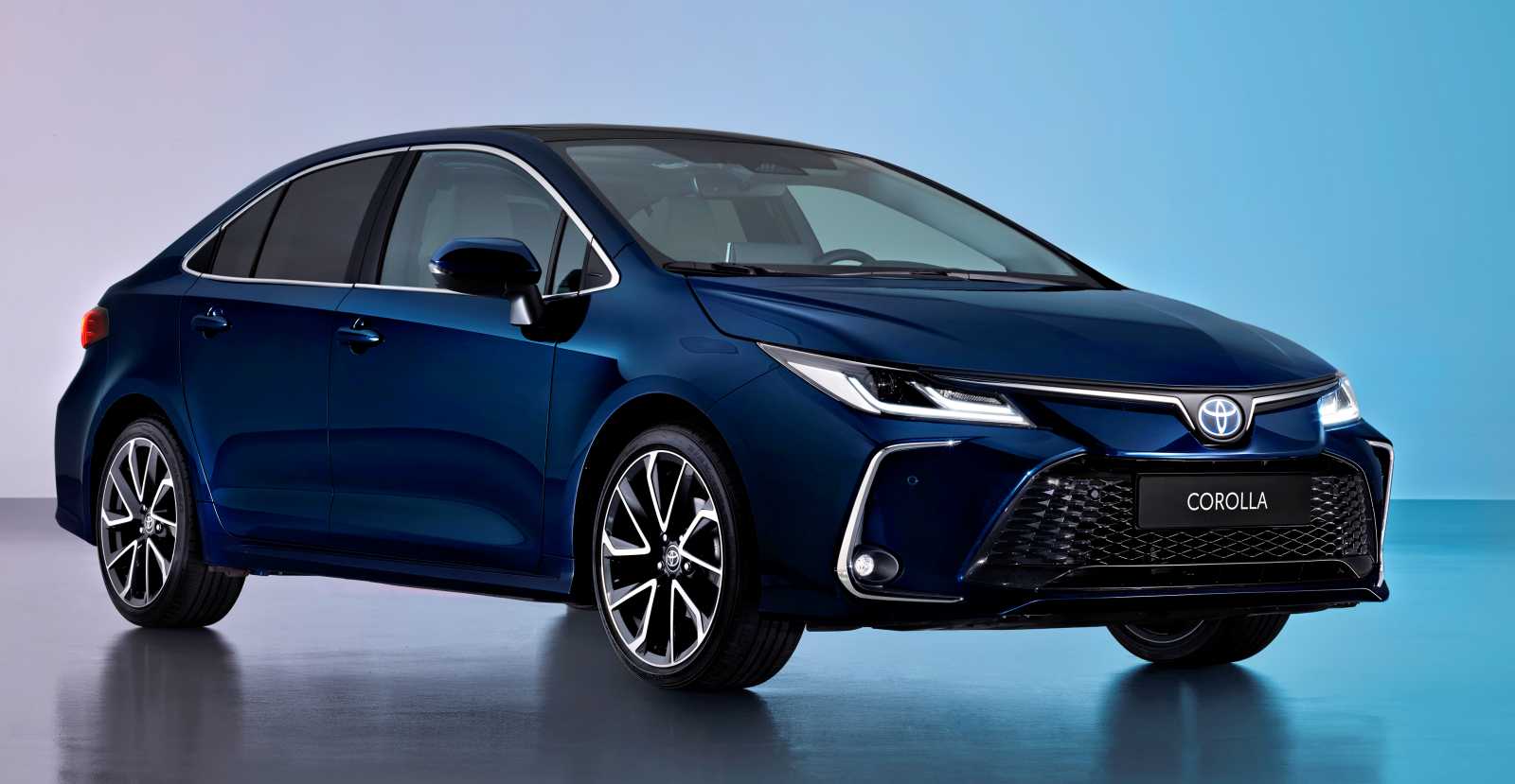 toyota-corolla-przod