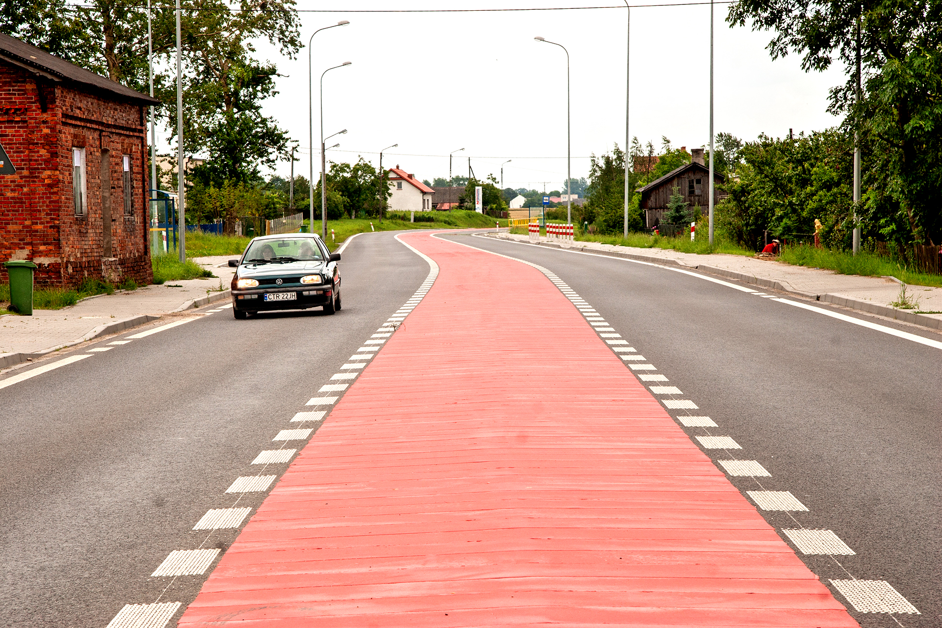 znaki na drodze_pas manewrowy