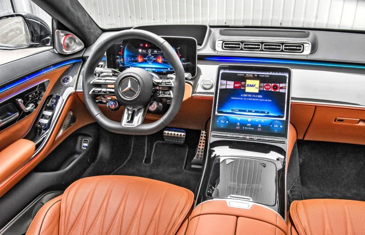 Mercedes-AMG S 63 E Performance (2024) – test – kokpit/deska rozdzielcza