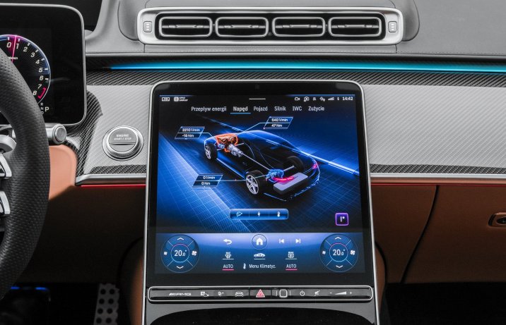 Mercedes-AMG S 63 E Performance (2024) – test – system operacyjny MBUX