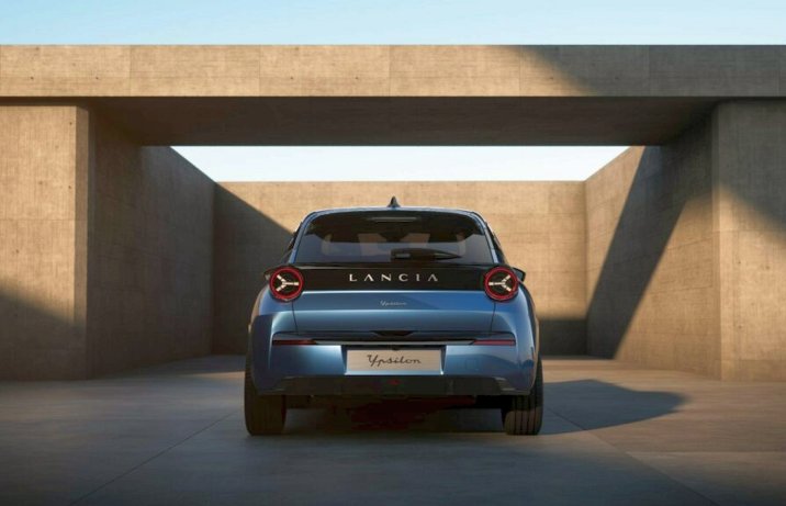 2024 Lancia Ypsilon
