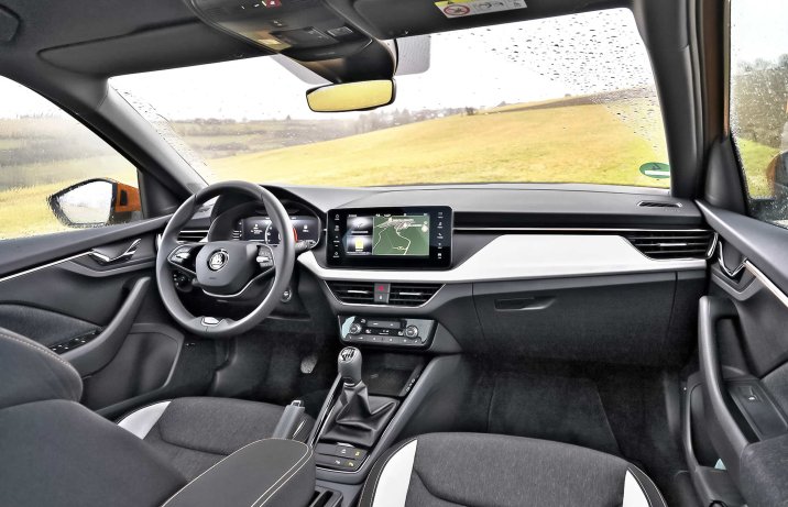 Skoda Kamiq 2024 – wnętrze, deska rozdzielcza