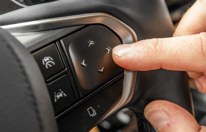 Lexus NX - kierownica