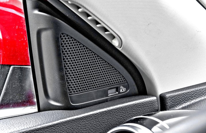 MG HS 1.5T-GDi Exclusive – asystent martwego pola