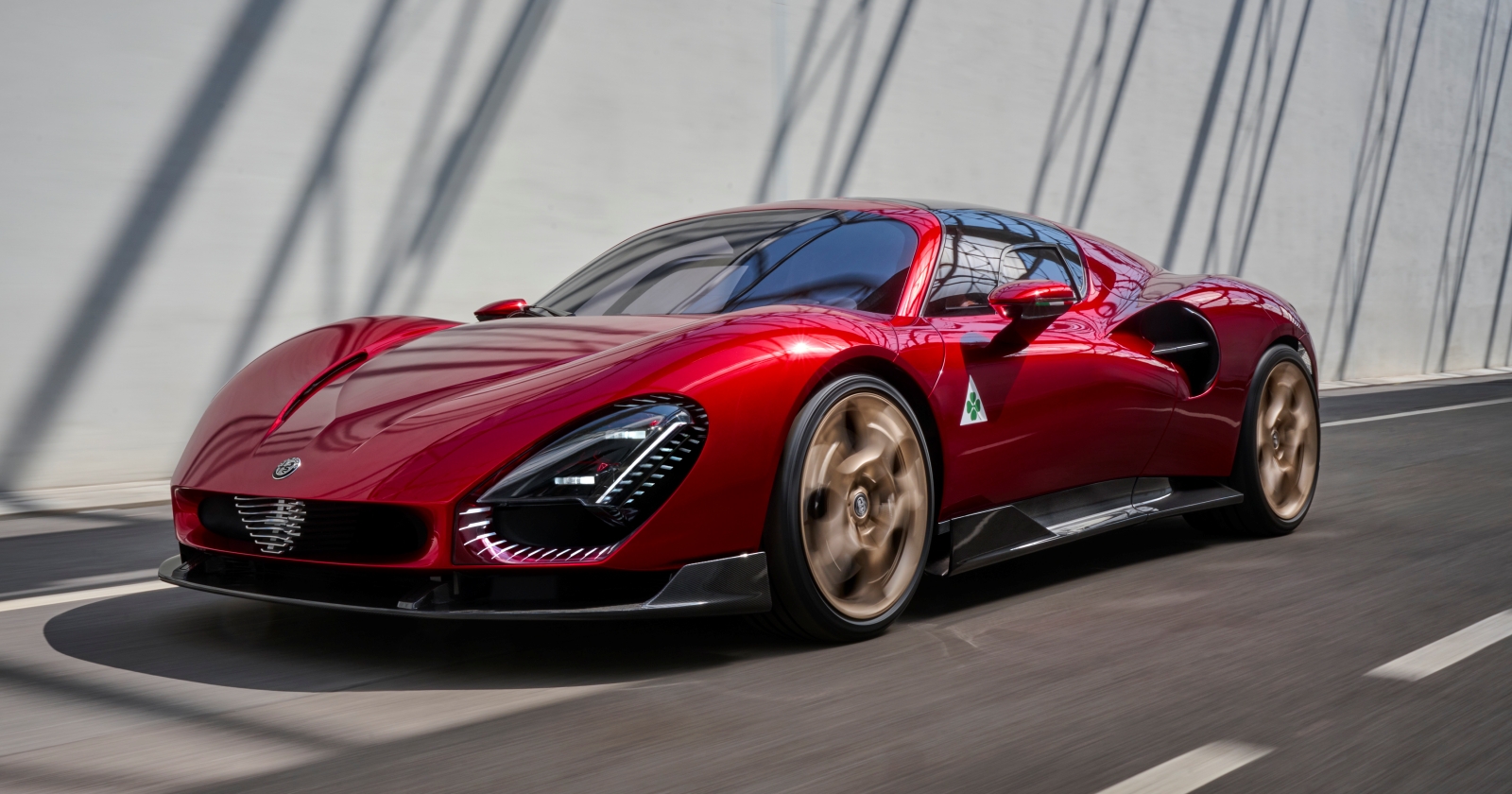 alfa-romeo-33-stradale