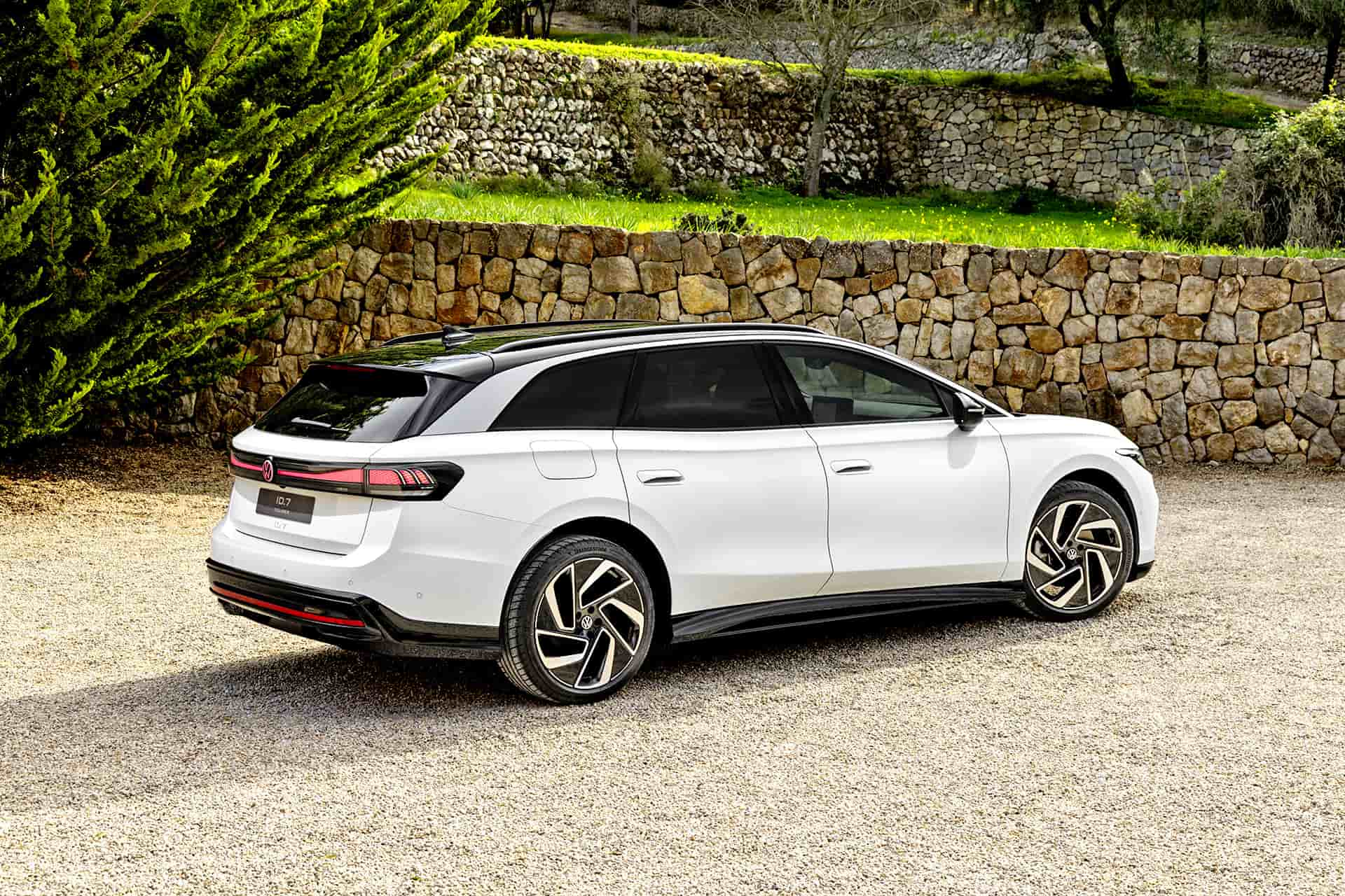 Volkswagen ID.7 touring tył