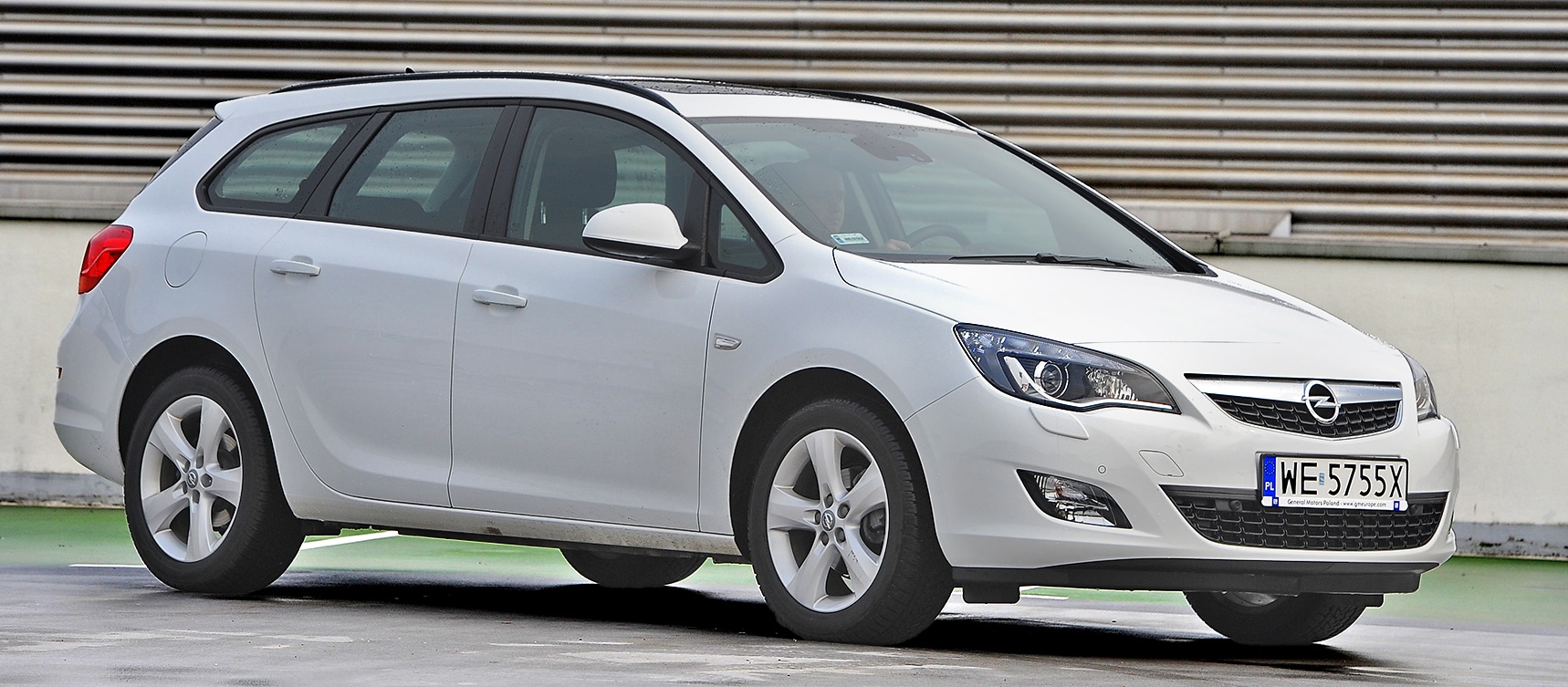 auta uzywane_alternatywy dla przebojow_opel astra