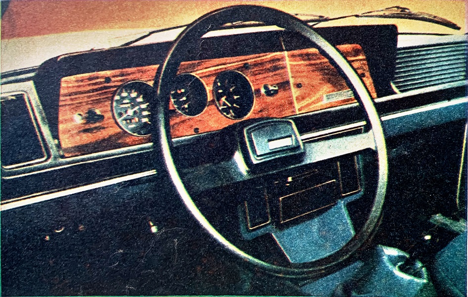 Motor_retro_12_1974_fiat 132 deska