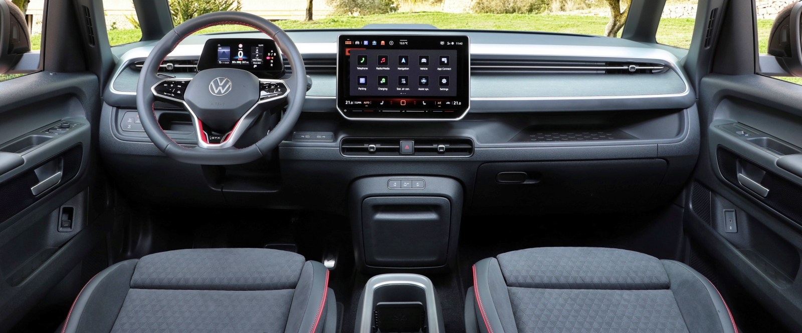 volkswagen-id-buzz-gtx-deska-rozdzielcza