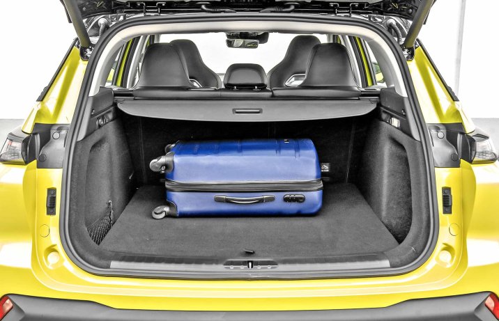 BAIC Beijing 5 Luxury – wnętrze, bagażnik