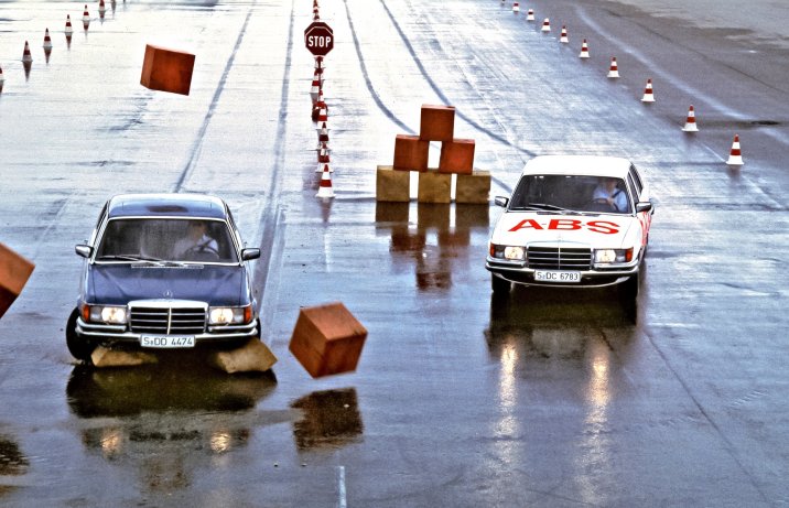 systemy stabilizacji jazdy – test na torze