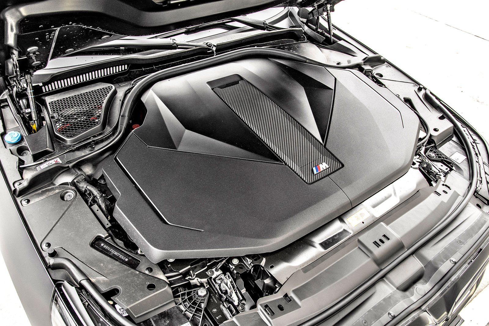 BMW i5 M60 xDrive (2024) – test – frunk