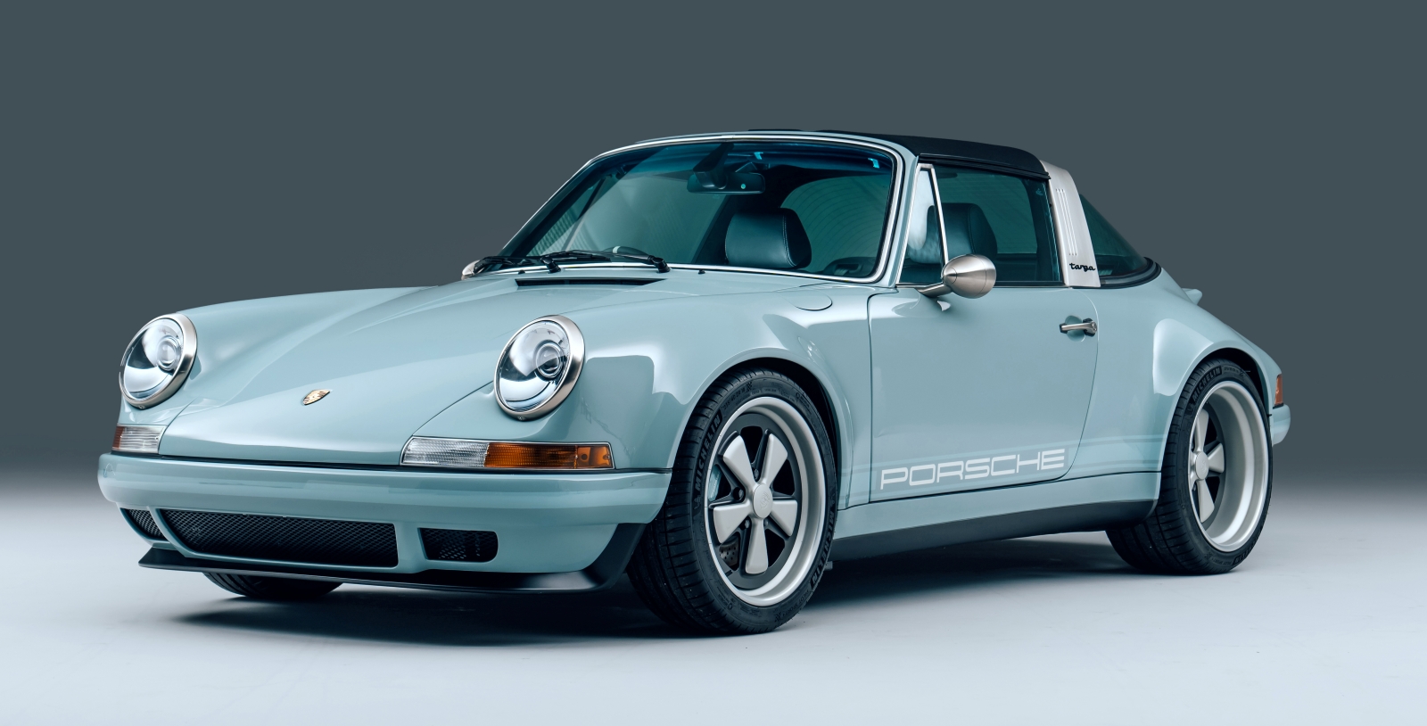 porsche-911-theon-przod-1