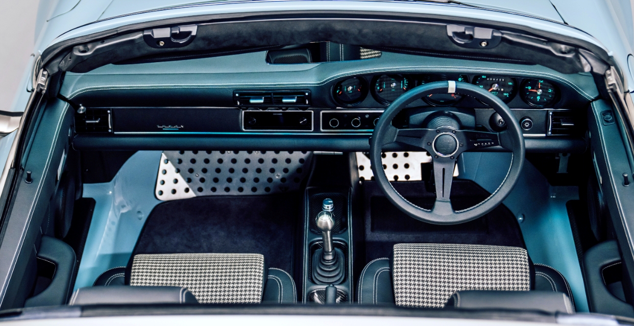 porsche-911-theon-deska-rozdzielcza