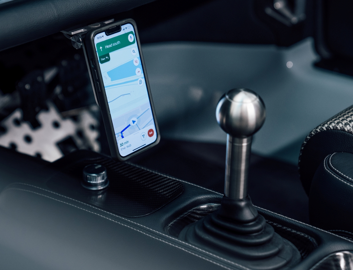 porsche-911-theon-telefon-dzwignia-biegow