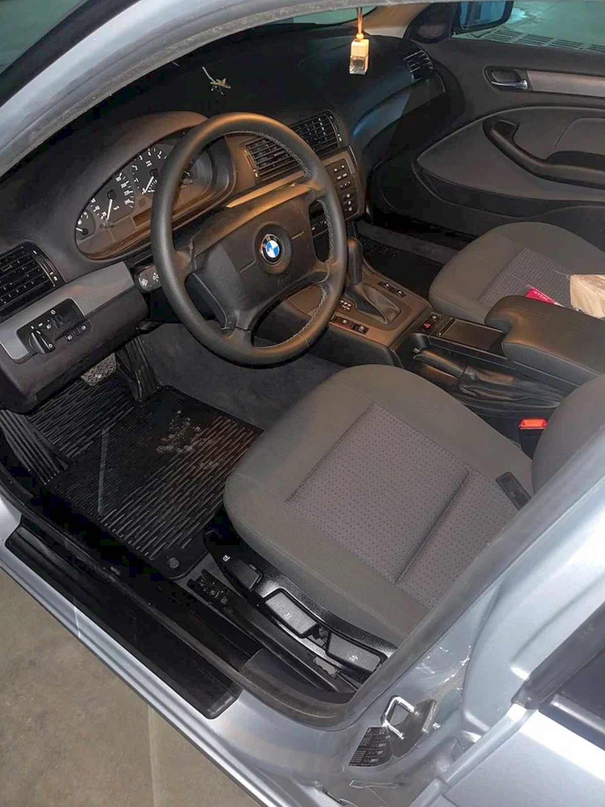 BMW 318I_avto_ru_02