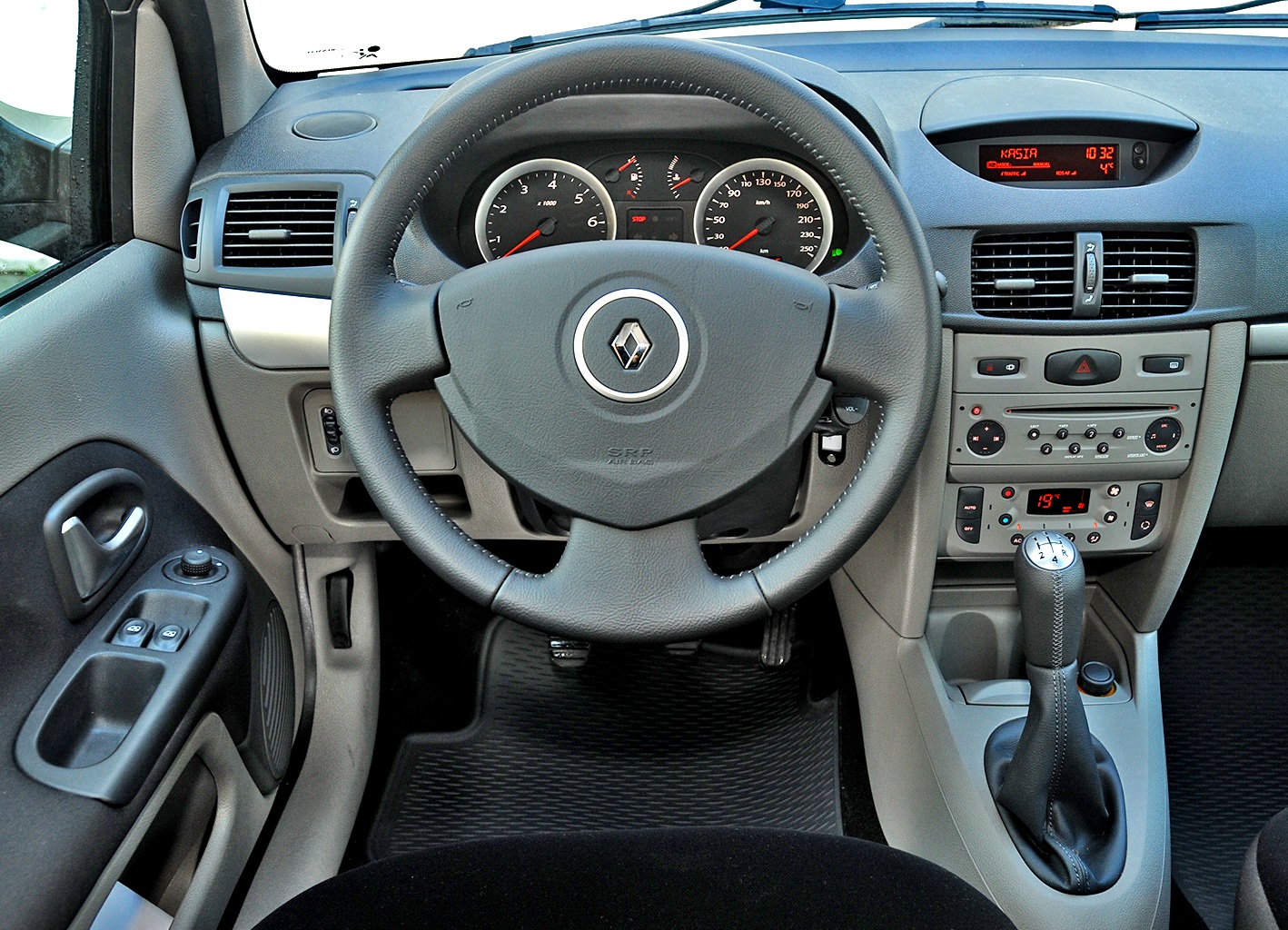 renault thalia deska