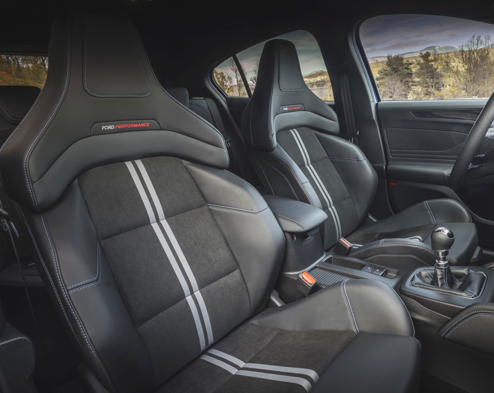 ford_focus-st-siedzenia