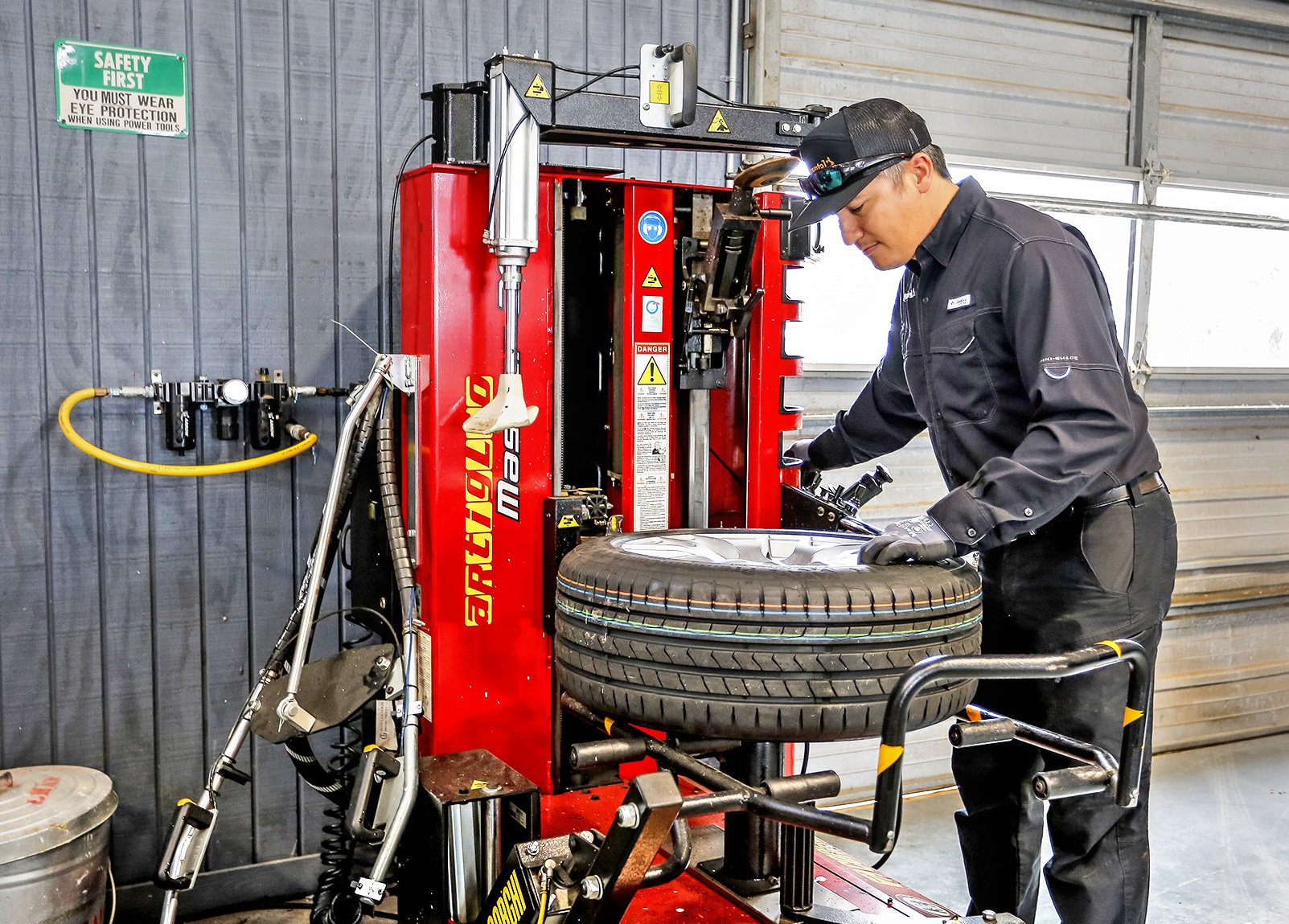 test opon letnich 2024_montaz opony