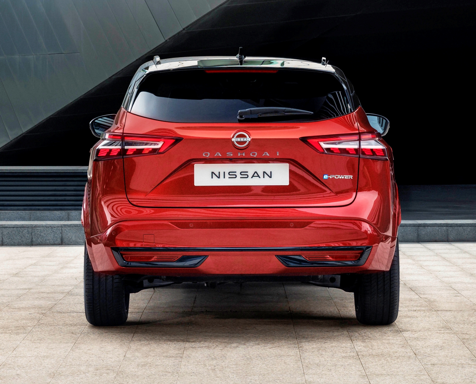 nissan-qashqai-tyl-1
