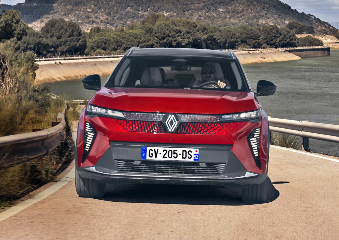 Renault-Scenic-E-Tech-electric-Iconic-przod