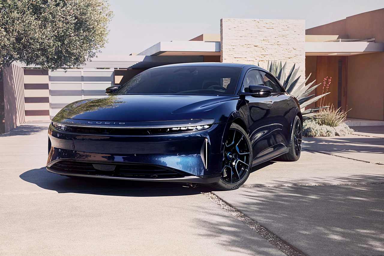 lucid-air-sapphire