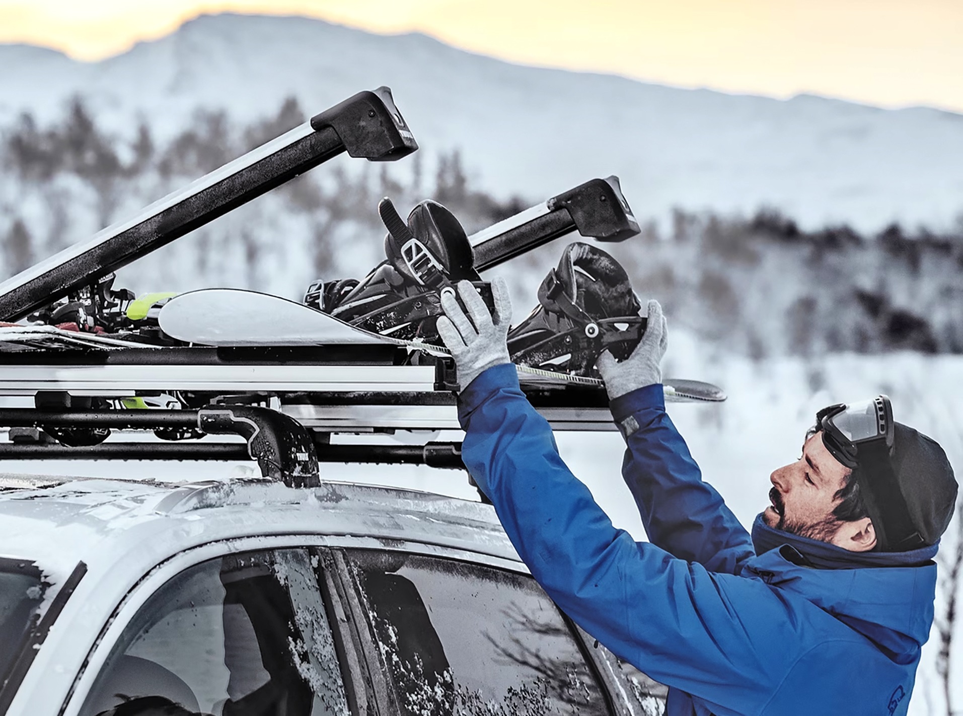 bagazniki samochodowe_narty i snowboardy