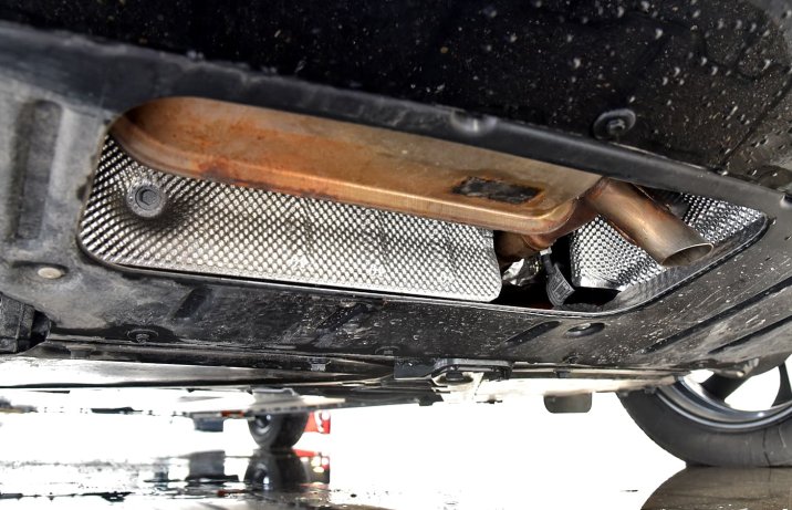 Używane BMW i3 REX –wydech