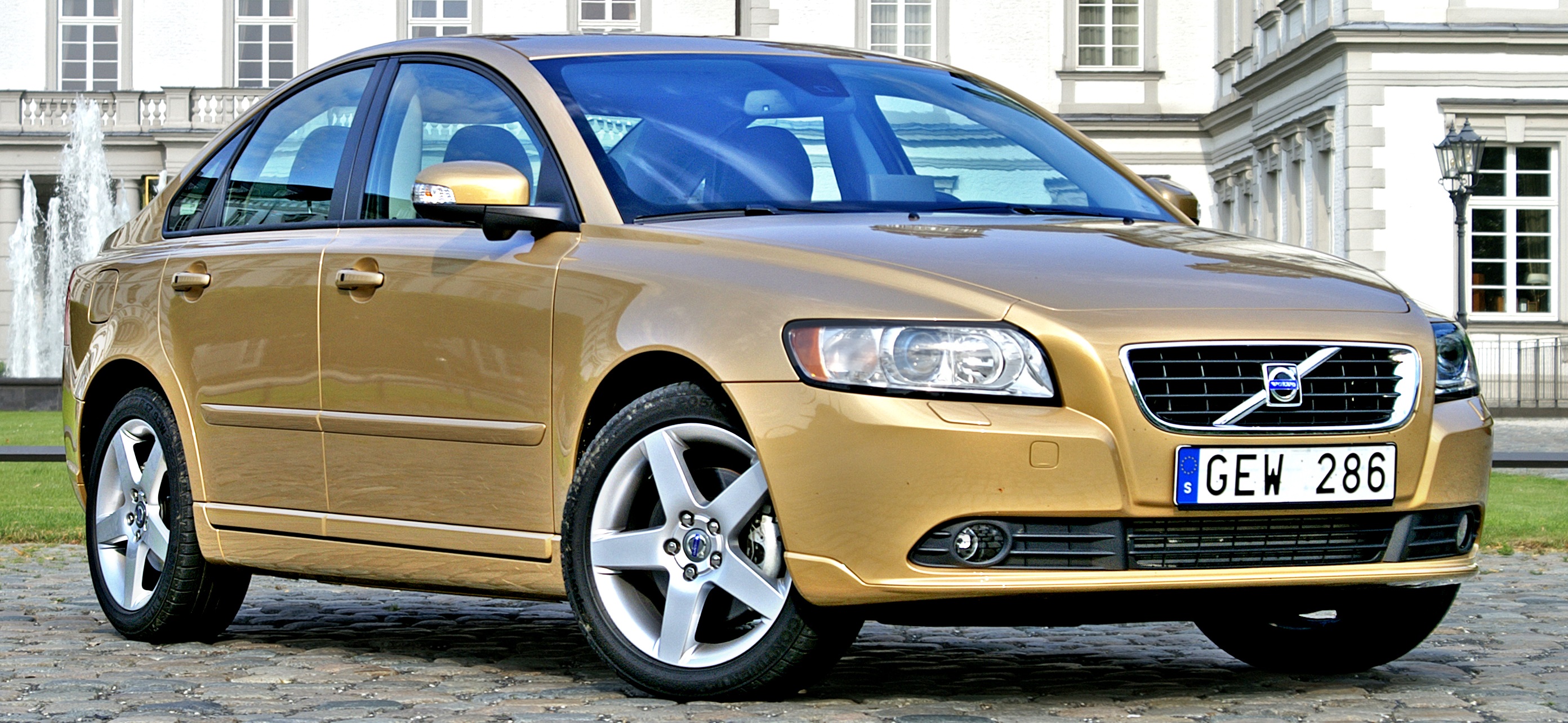 uzywane tanie i dobre_volvo s40