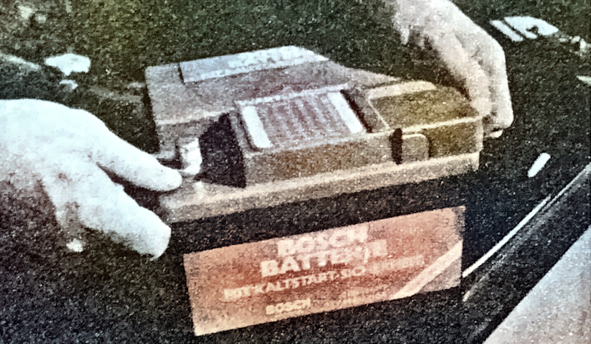 motor retro 20 1974 akumulator bezobslugowy