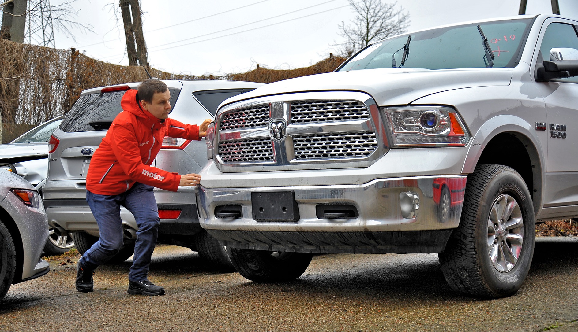 samochody z ameryki_ram