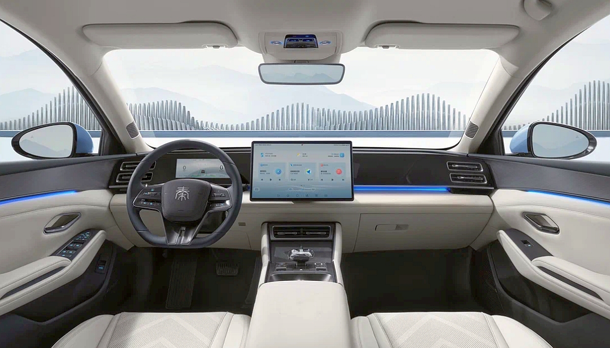 BYD Qin L_04