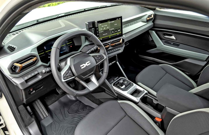 Nowa Dacia Duster (2024) – wnętrze, deska rozdzielcza