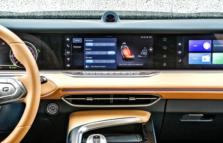 Voyah Free (2024) – test – fotele z masażem