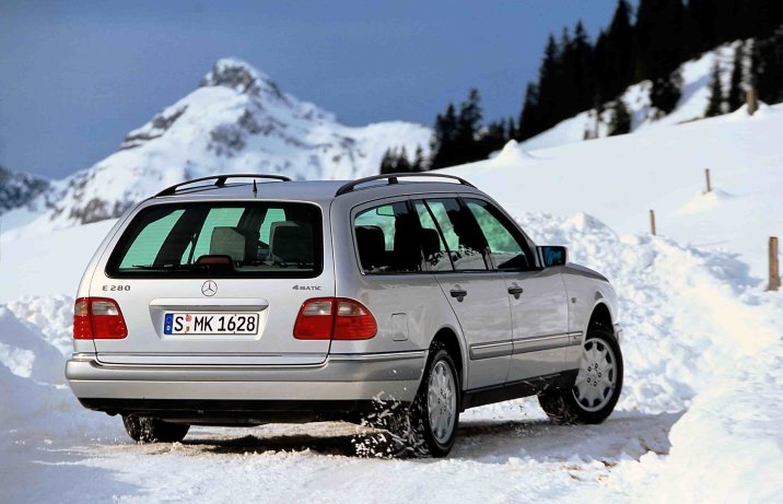 Mercedes klasy E W210 – kombi 4Matic